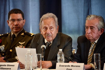 Presenta diputado Augusto Gómez libro testimonial sobre el presidente Luis Echeverría