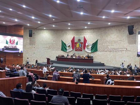 Otorga Congreso de Oaxaca reconocimiento “María Cristina Salmorán”