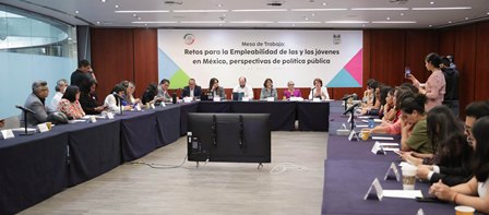 Plantean en foro del Senado generar más oportunidades de empleo para jóvenes