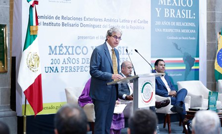 Presentan en el Senado de la República el libro “México y Brasil: 200 años de relaciones”