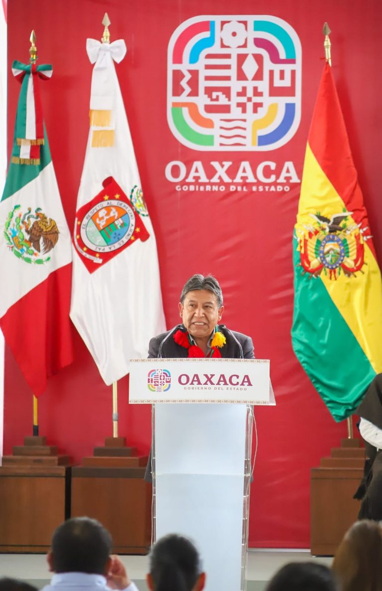 Espantó a la derecha oaxaqueña la presencia del vicepresidente de Bolivia David Choquehuanca y el español Juan Carlos Monedero