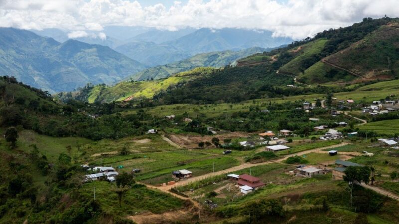 Colombia avanza en la implementación del Acuerdo de Paz, pero debe cumplir los compromisos con las víctimas