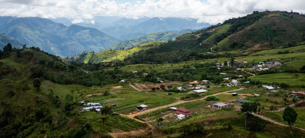 Colombia avanza en la implementación del Acuerdo de Paz, pero debe cumplir los compromisos con las víctimas