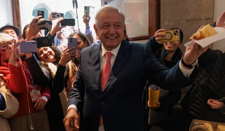 Conferencia de prensa matutina del presidente Andrés Manuel López Obrador.  Lunes 8 de enero de 2024. Versión estenográfica.