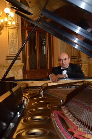 Participará pianista Alejandro Barrañón en el Festival Internacional Divertimento. Los clásicos para todos
