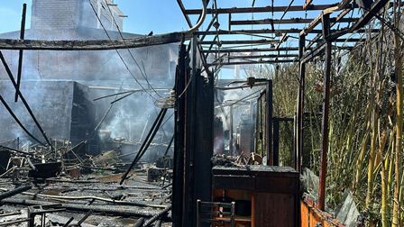 Atiende Bomberos de Oaxaca dos incendios en la zona metropolitana de Oaxaca