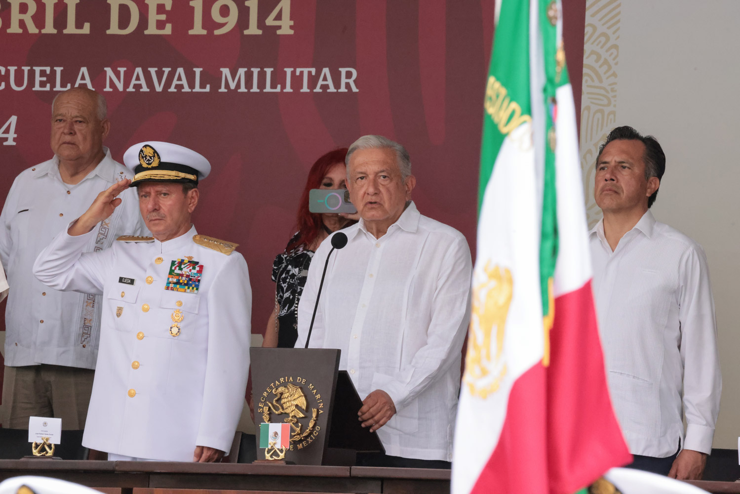 México seguirá siendo país libre, independiente y soberano, afirma presidente en 110 Aniversario de la Defensa Patriótica del Puerto de Veracruz: Andrés Manuel López Obrador