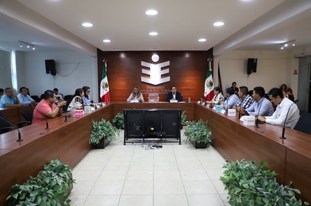 Entrega IEEPCO Lista Nominal de Electores a partidos políticos locales para elecciones Oaxaca 2024