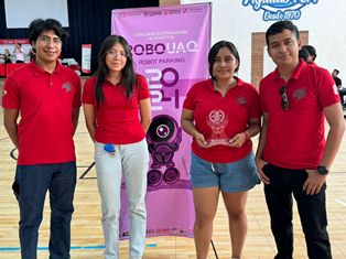 Destacan estudiantes oaxaqueños en Concurso Internacional de Robótica RoboUAQ 2024