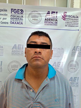 Aprehenden a tres elementos de la Policía Municipal de Santa María Atzompa por Abuso Sexual Agravado