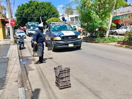 Se consolida “Operativo Barredora”, retira objetos que apartan la vía pública en la capital oaxaqueña