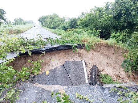 Cierre de carreteras afectadas