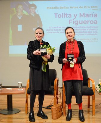 Reconoce Inbal contribución de María y Tolita Figueroa al arte escénico, desde el vestuario y la escenografía