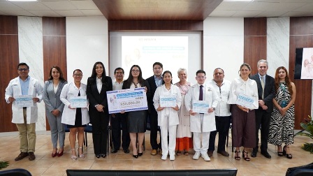 Recibe Suilma Ivette Pérez Pineda Premio Estatal de Investigación en Salud 2024