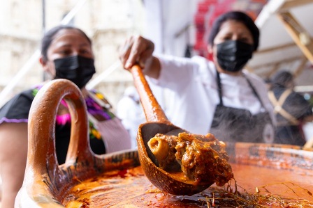 Festival del Mole de Caderas