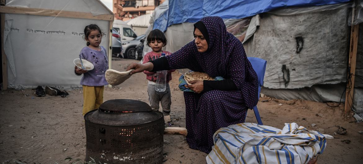 Más de 1,8 millones en Gaza enfrentan hambre extrema, debido a la ofensiva militar israelí