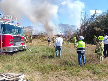 Liquidan incendio en San Antonio de la Cal