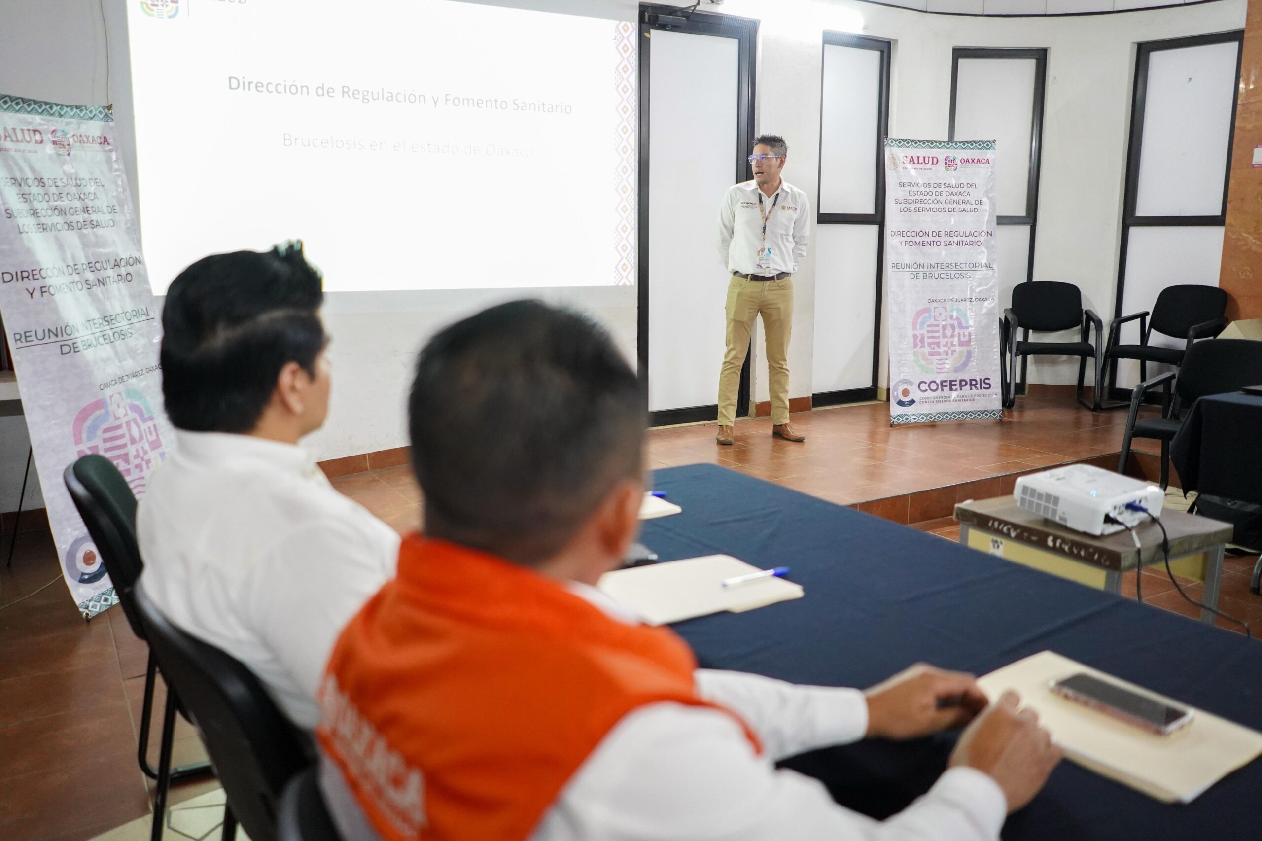 Realizan primera reunión intersectorial para la vigilancia sanitaria de brucelosis y clenbuterol