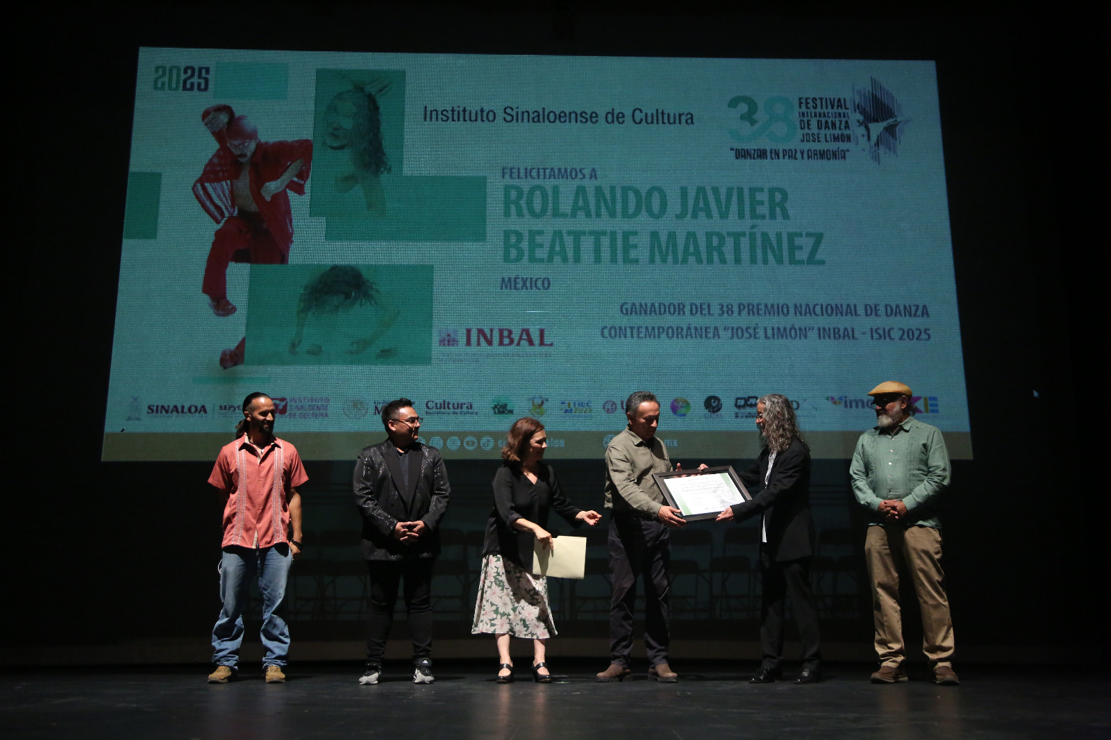 Reconocen trayectoria de Rolando Beattie con XXXVIII Premio Nacional de Danza Contemporánea “José Limón”