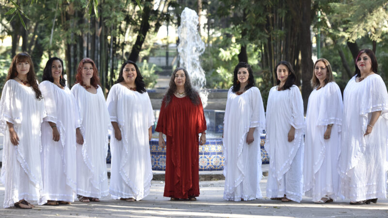 Coro de Mujeres de los Pueblos Indígenas de México