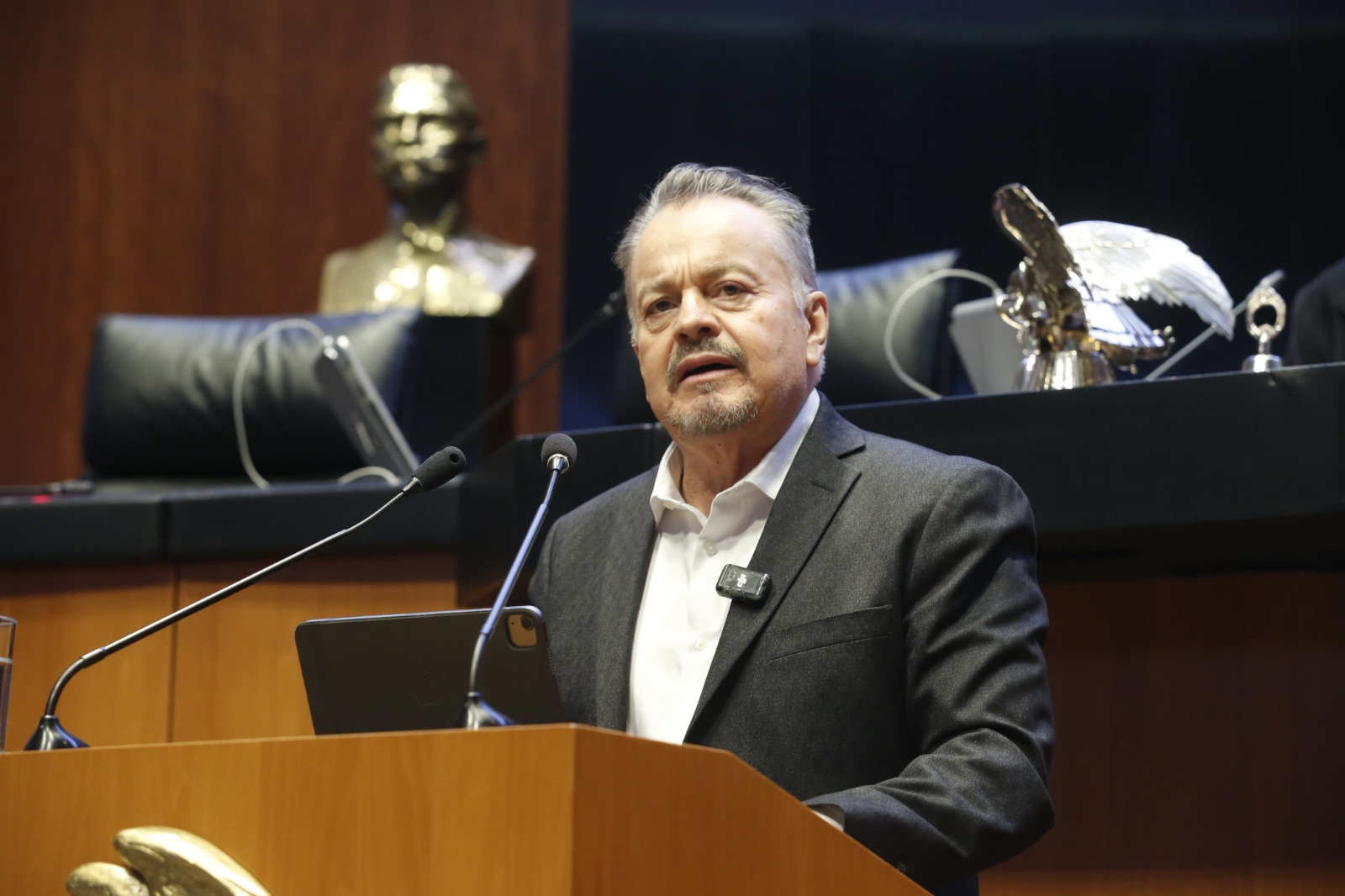 Eliminar la Cofece debilita al Estado y premia a empresas ligadas al Gobierno: Vázquez Robles