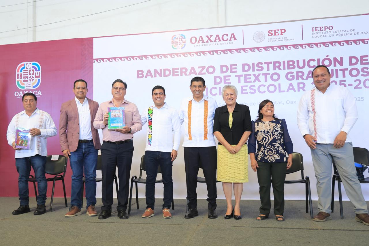 Avanza transformación educativa, arranca distribución de más de seis millones de libros de texto gratuitos