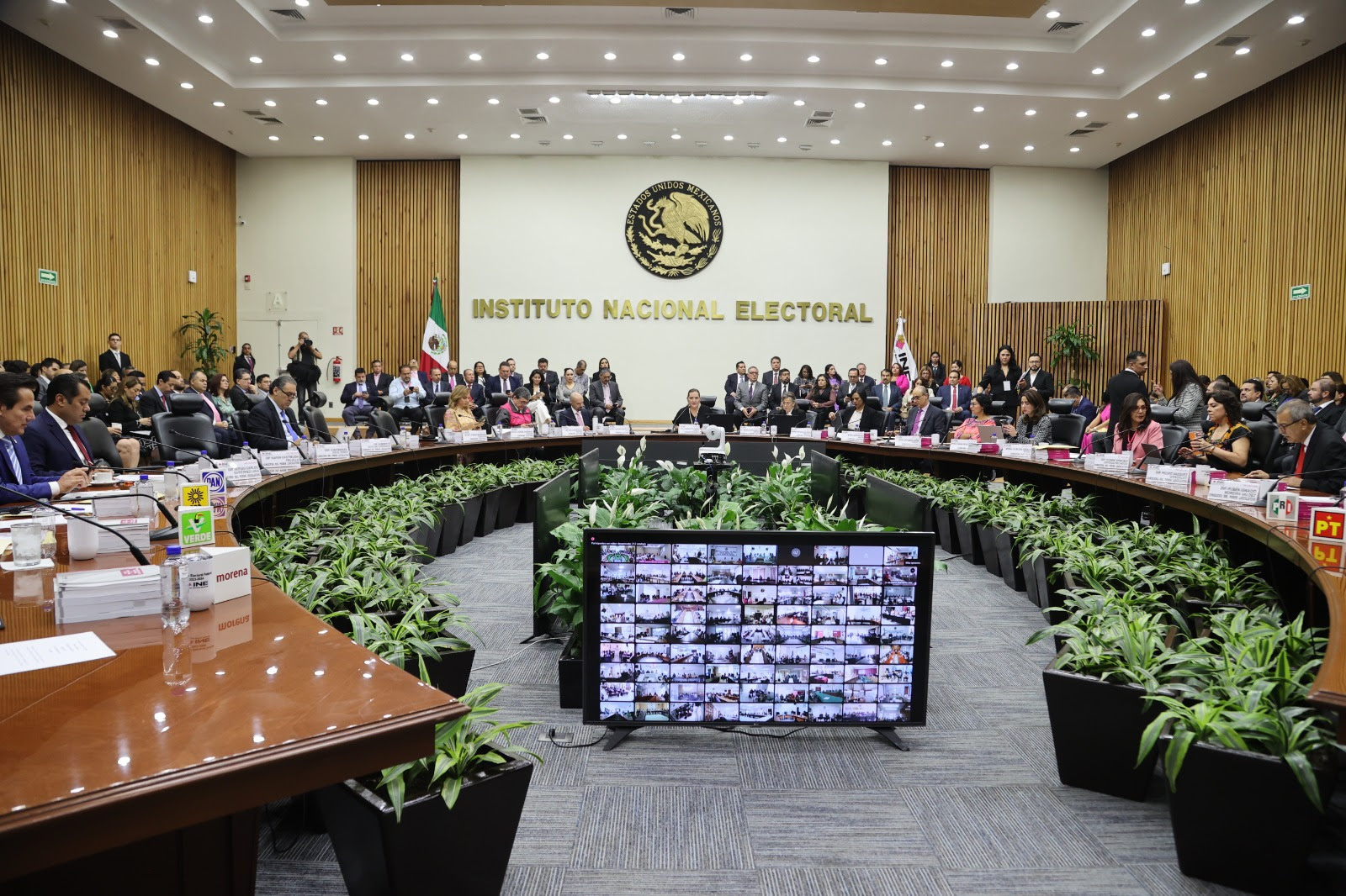 Piden ex presidentes del INE y TEPJF una Reforma Electoral con consenso democrático