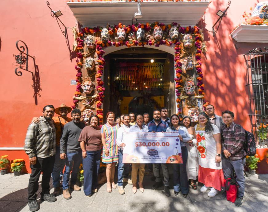 Premia Sectur-Oaxaca a ganadores del Concurso de Decoración de Fachadas 2025