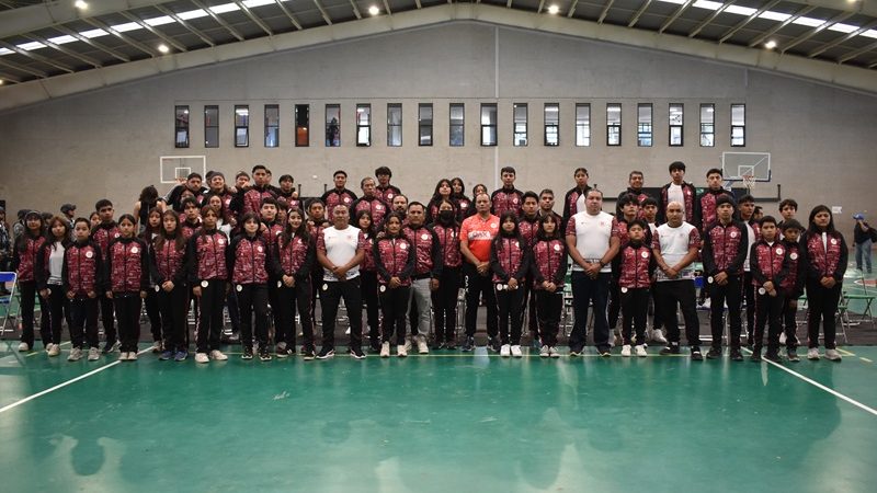 Abanderan a selección oaxaqueña