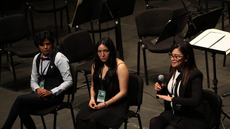 Reflexionan sobre migraciones