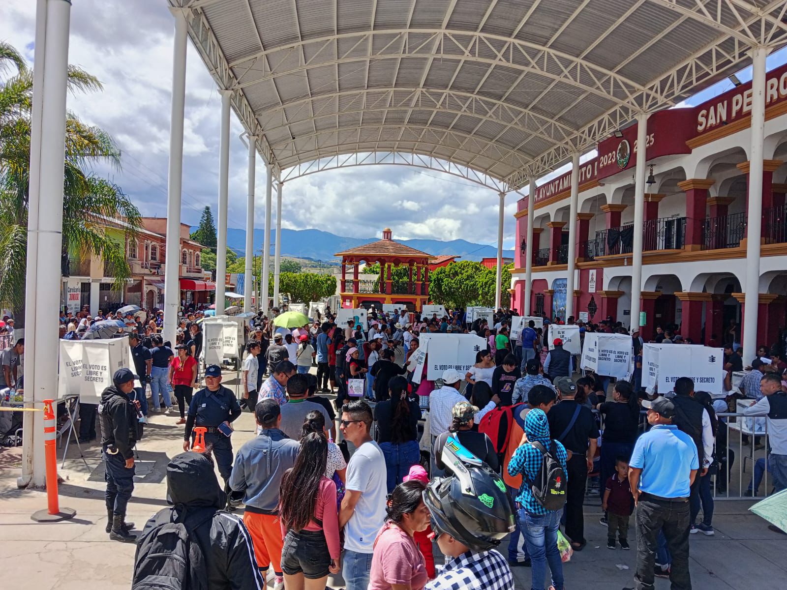 Reporta Sego paz y civilidad en desarrollo de asambleas electivas en 14 municipios de Oaxaca