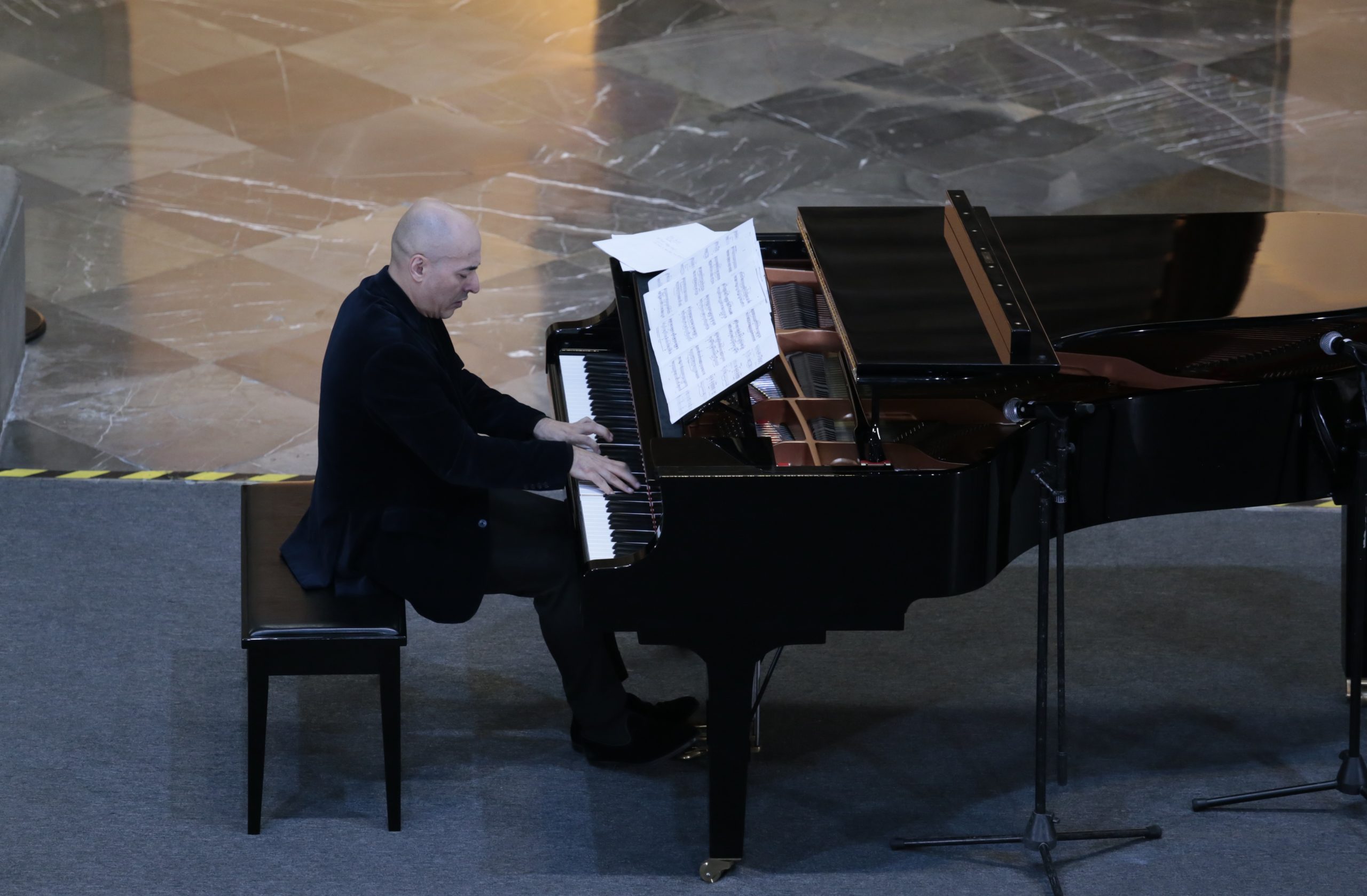 Piano y cuerdas en doble cartelera de conciertos en la antigua sede del Senado de la República