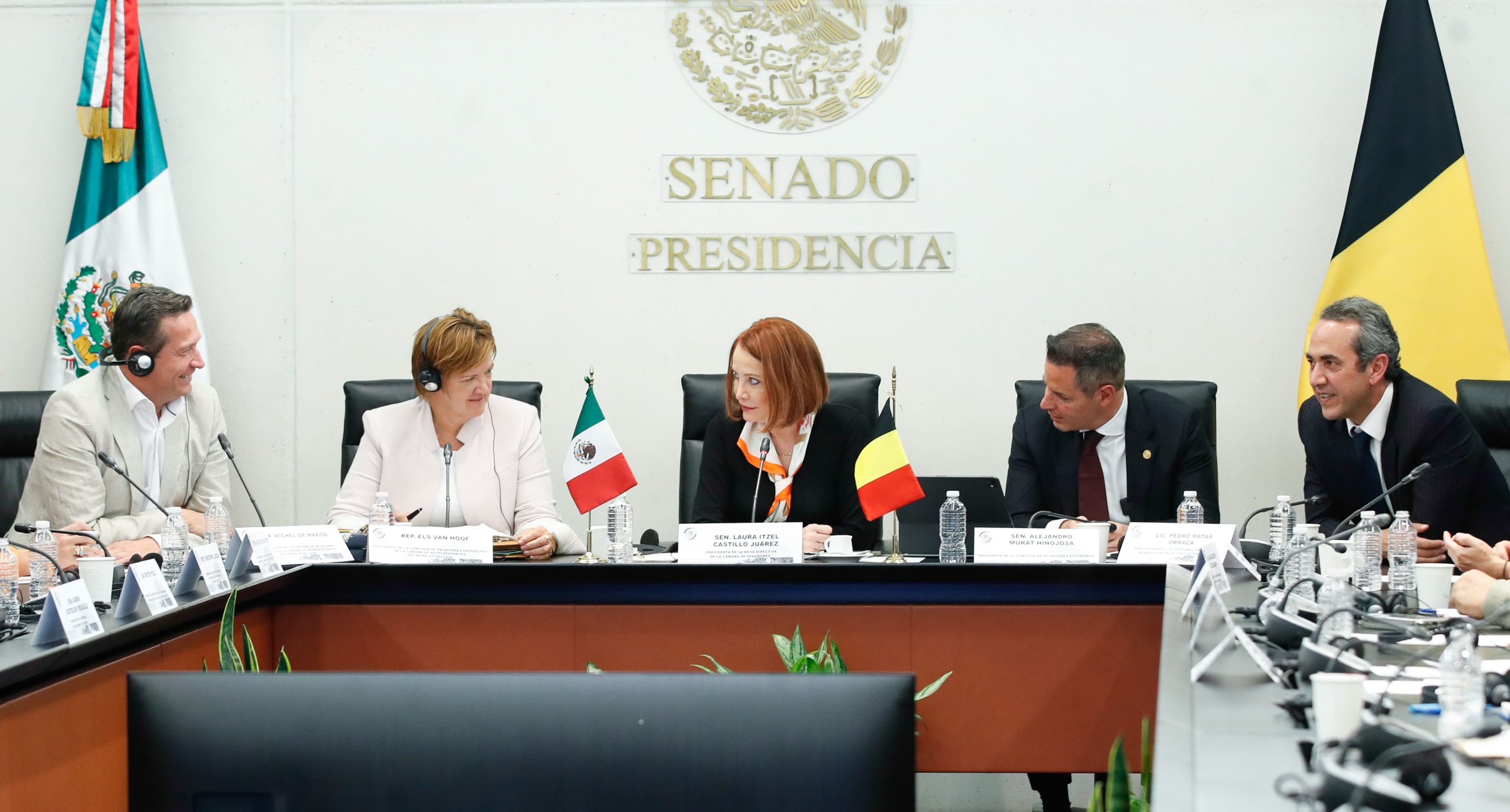 Acuden al Senado integrantes de la Cámara de Representantes del Reino de Bélgica