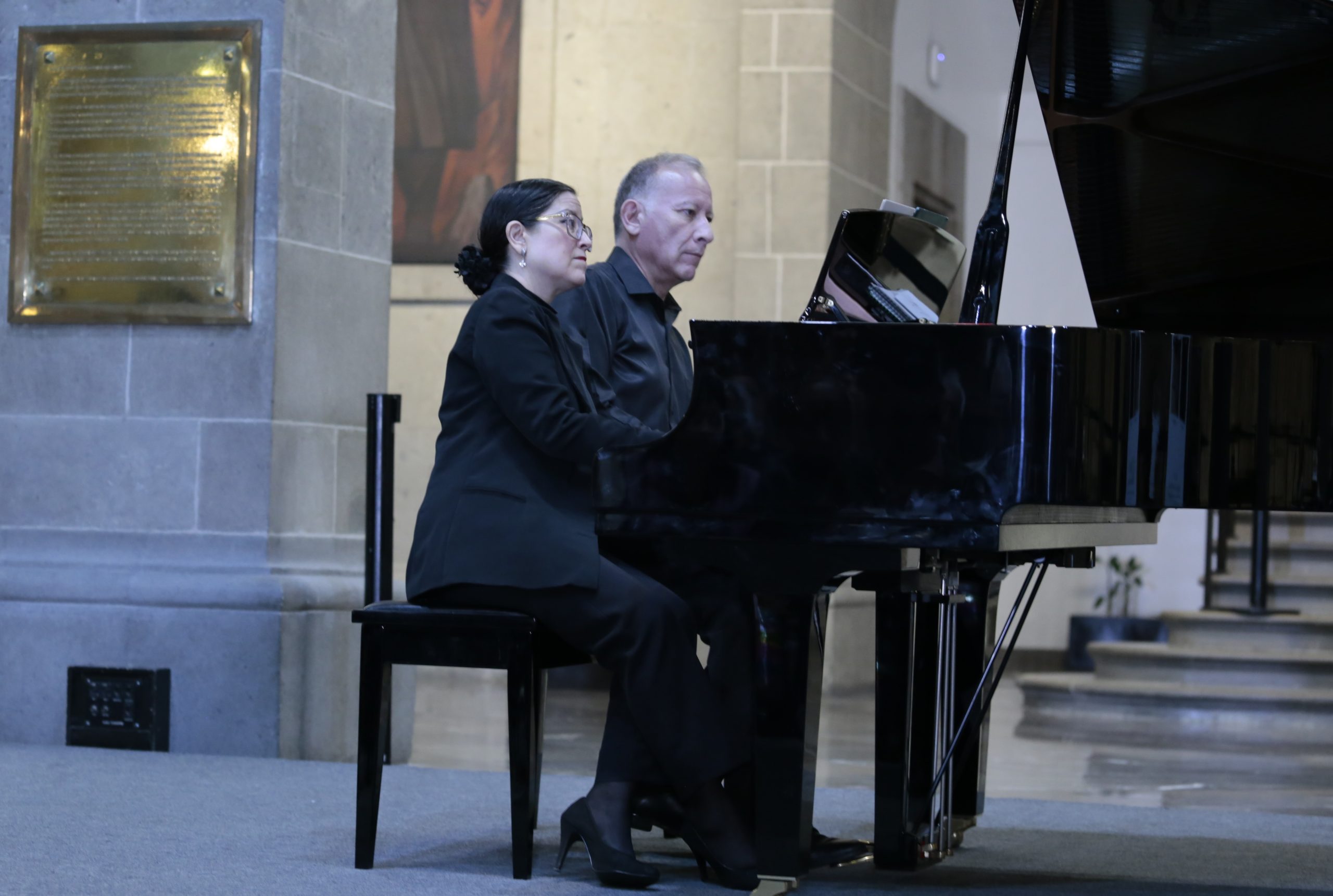Llegaron cinco reconocidos compositores europeos a Xicoténcatl en manos de dos talentosos pianistas mexicanos