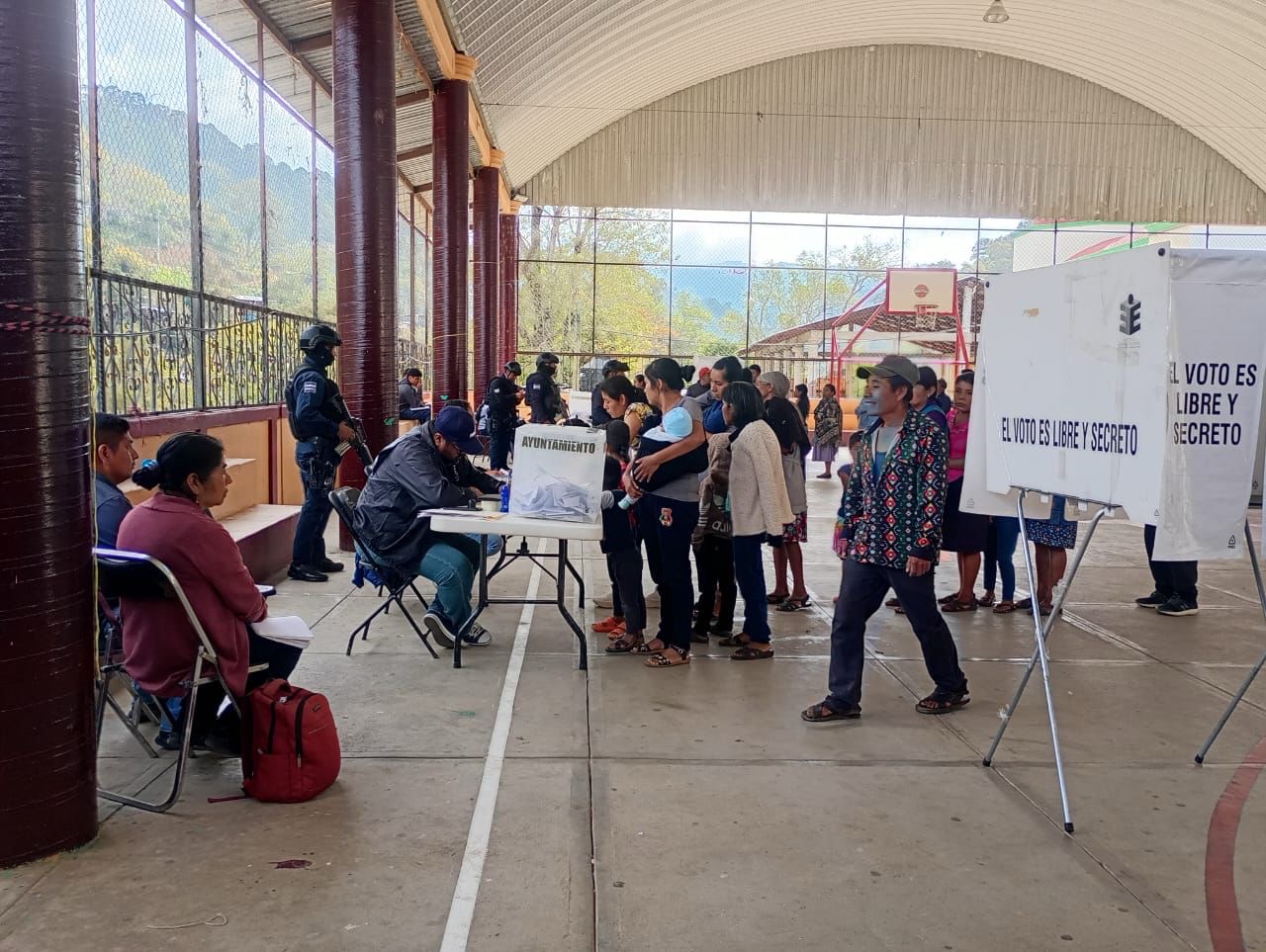 Con paz y gobernabilidad avanzan elecciones por Sistemas Normativos Internos; van 333 asambleas