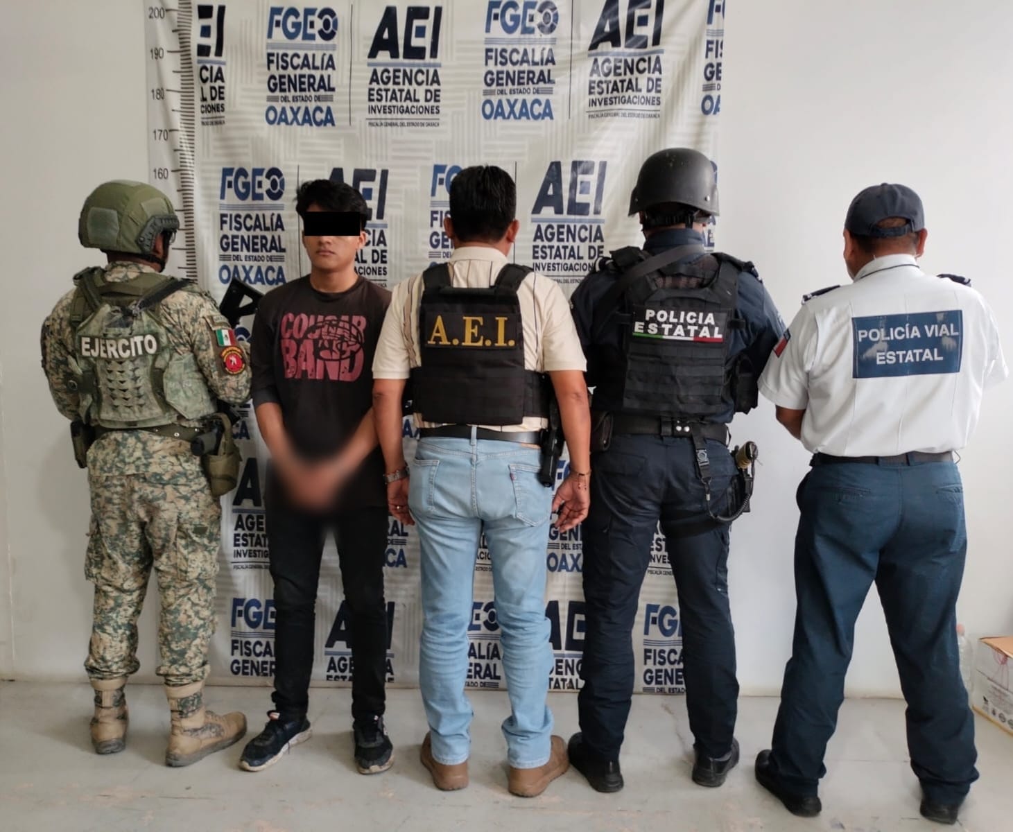 Vinculación a proceso y prisión preventiva contra imputado por violación; la víctima estaba bajo su cuidado