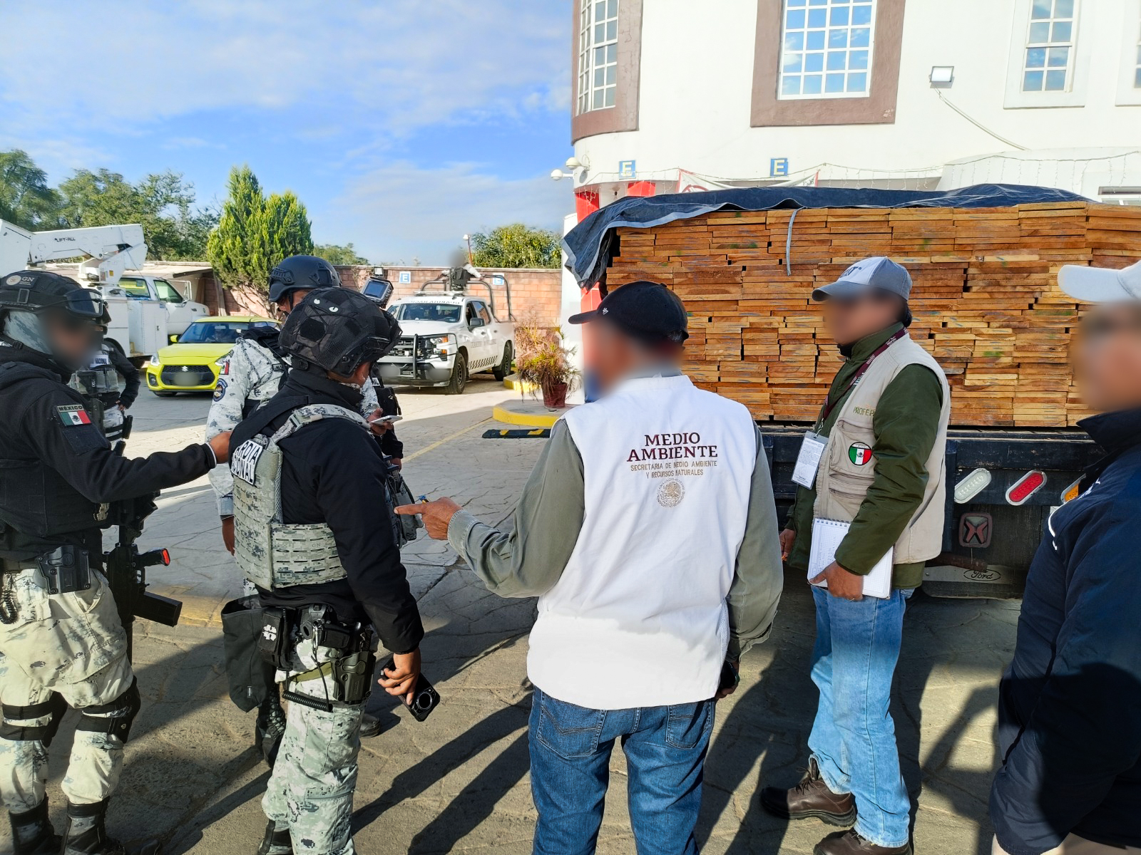 Realiza Profepa operativo forestal en carreteras de Oaxaca; Asegura más de siete m³ de madera ilegal