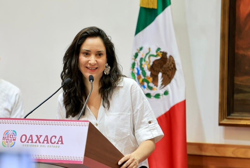 Tumba 10 de Huitzo refrenda política cultural para preservar esta herencia antigua contra saqueos o extracciones ilícitas: Curiel de Icaza