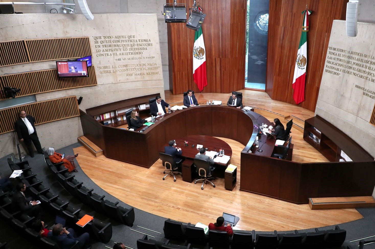 Ordena Sala Superior del TEPJF que vacante generada por renuncia de un hombre sea ocupada por una mujer