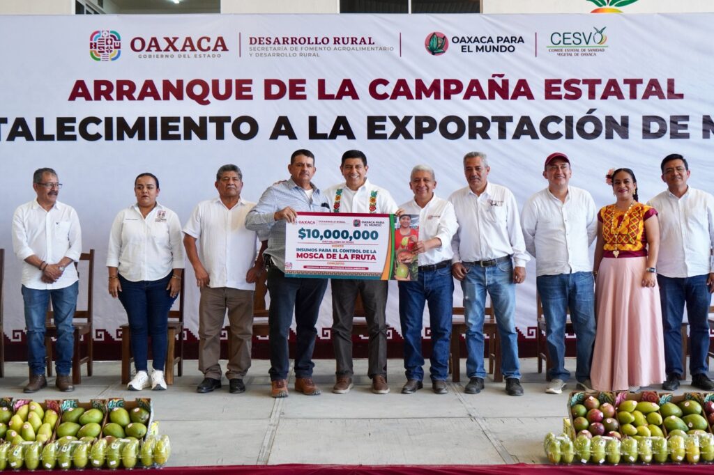 Entregan insumos para combatir mosca de la fruta y garantizar calidad de exportación del mango producido en el Istmo