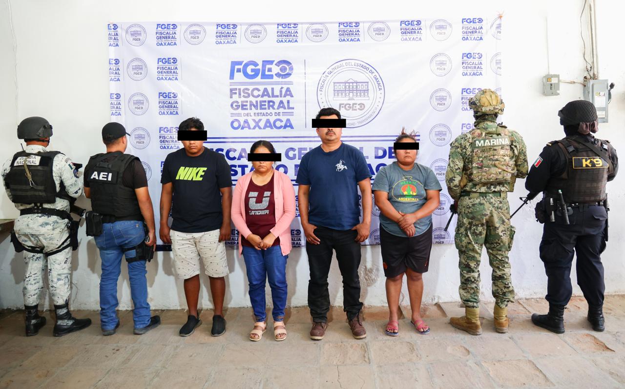 Aprehenden a presidente municipal, sindica y dos policías de Ipalapa por homicidio de ex munícipe