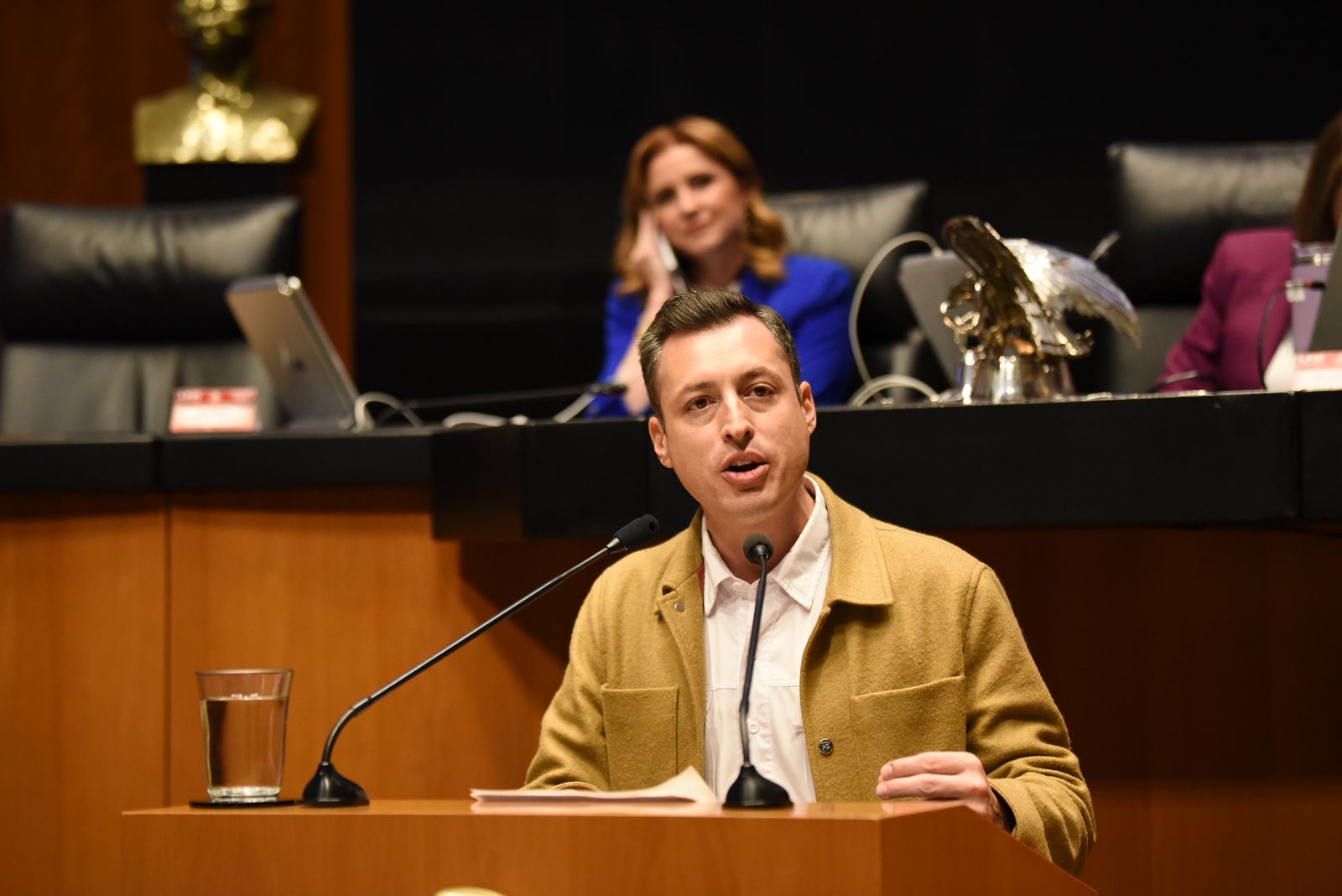 Urge senador a incorporar tratamiento para la acondroplasia en el sistema público de salud