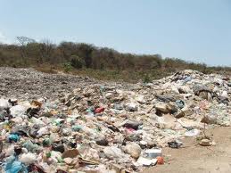 Cierran colonos basurero en Oaxaca; exigen cierre definitivo