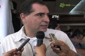 Llama Gabino Cué a resolver conflicto entre Mixtepec y Yosoñama