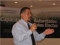 Capacitan a autoridades municipales electas por sistema de Usos y Costumbres