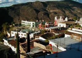 Tres muertos, saldo del deslave en Yalalag; 30 mil habitantes en riesgo