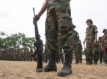 Ataca grupo armado la agencia de Guadalupe Tilapa; acusan al MULT