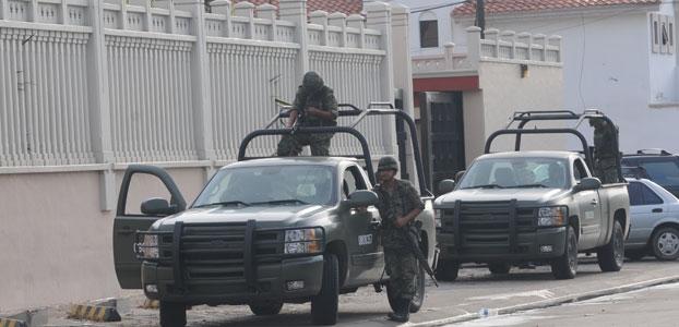 Atacan al diario El Debate de Mazatlán