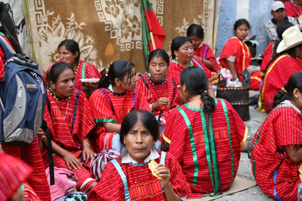 En el MULTI somos gente de paz, aseguró la vocera de las mujeres triquis.