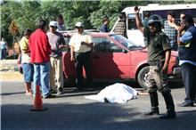Mueren tres ancianos al ser arrollados en la carretera Internacional